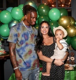 Ivan Toney with his ex-girlfriend and son.
